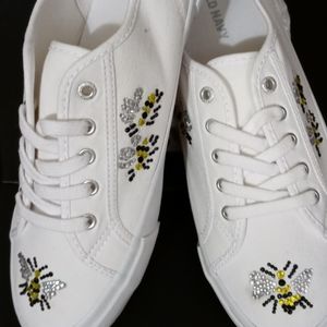 Beaded tennis shoes